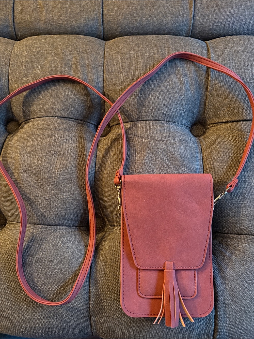 Women's Crossbody Phone Bag with Tassel - Pink cranberry berry nwot